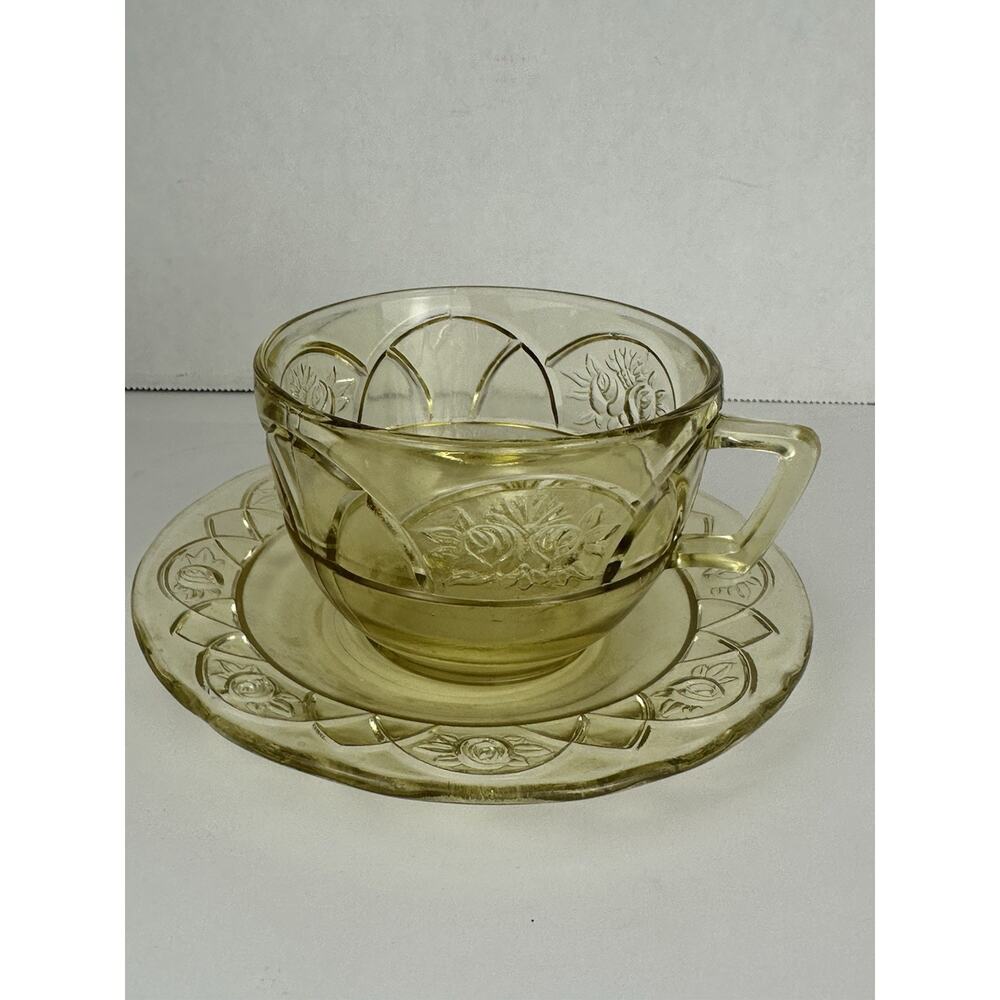Federal Glass CO. Yellow Cup And Saucer Dutch Rose Amber Vintage